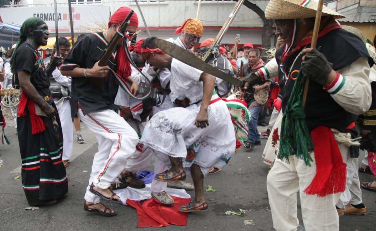 Cortes-viales-en-Penon-de-los-Banos-por-la-representacion-de-la-Batalla-de-Puebla
