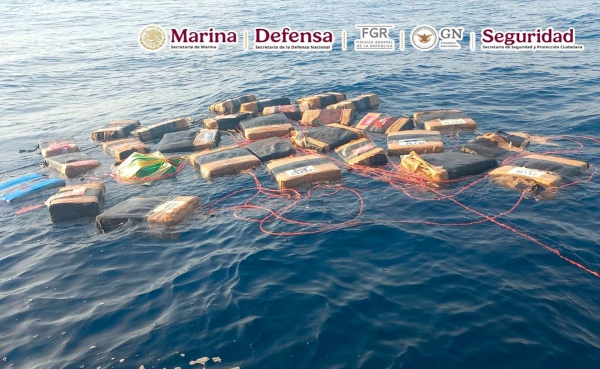 Semar-asegura-mas-de-2-toneladas-de-cocaina-en-el-Golfo-de-Tehuantepec