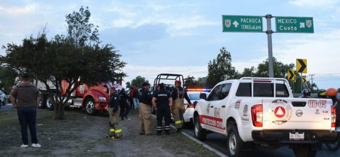 Persecucion-en-la-Mexico‑Pachuca-recuperan-tractocamion-robado-en-Tepojaco-Hidalgo