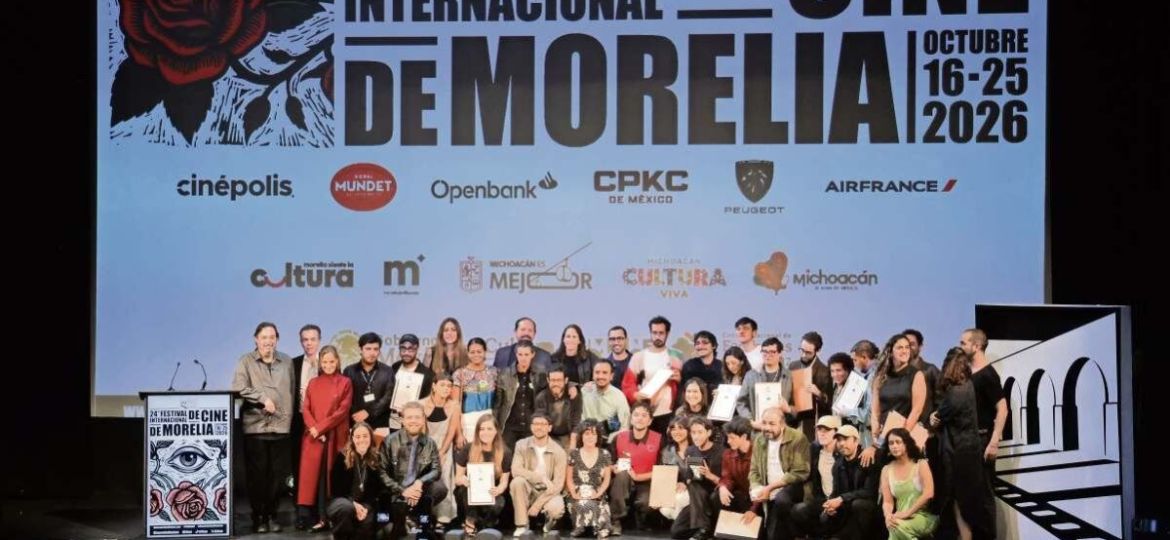 6-meses-en-el-edificio-rosa-con-azul-triunfa-en-el-festival-de-cine-de-morelia