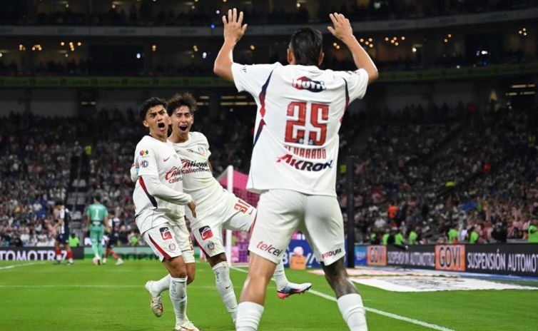 chivas-vence-0-1-a-rayados-con-gol-de-alvarado-y-penalti-atajado-por-rangel